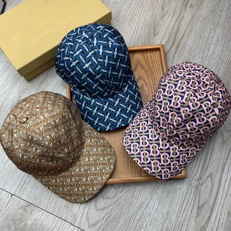 Burberry cap33